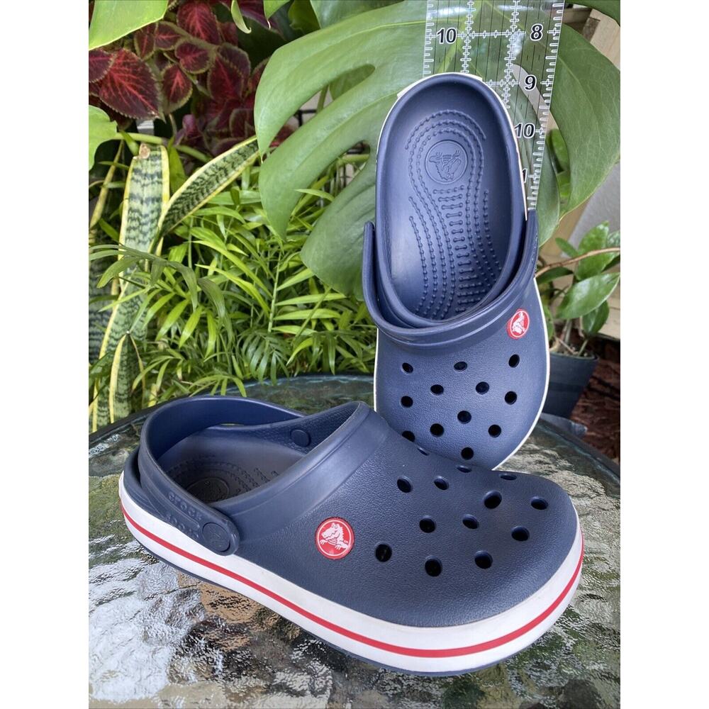 Sale! Navy Crocs Womens / Kids Shoes - Original CROCBAND Clogs M4 W6 Worn Once!